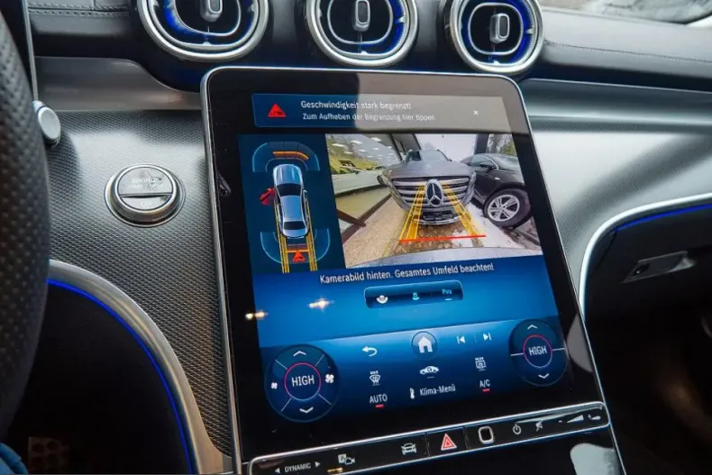 Mercedes-Benz C 180 (Clasa C) din 2025 cu 12.151 km - oferta MER204957 - foto 13