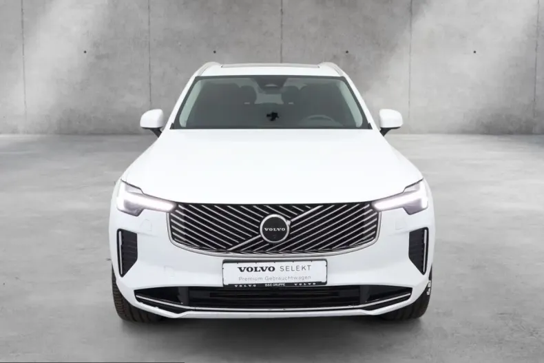 Volvo XC90 din 2025 cu 25.983 km - oferta VOL204959 - foto 2