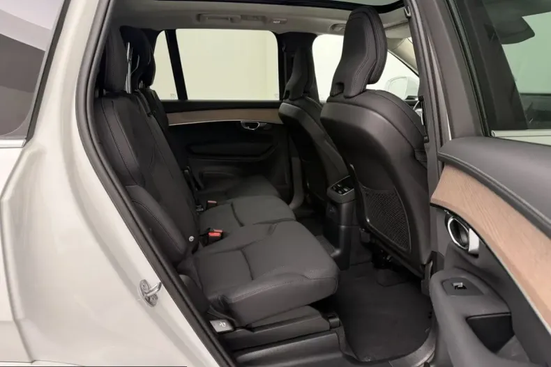 Volvo XC90 din 2025 cu 25.983 km - oferta VOL204959 - foto 20