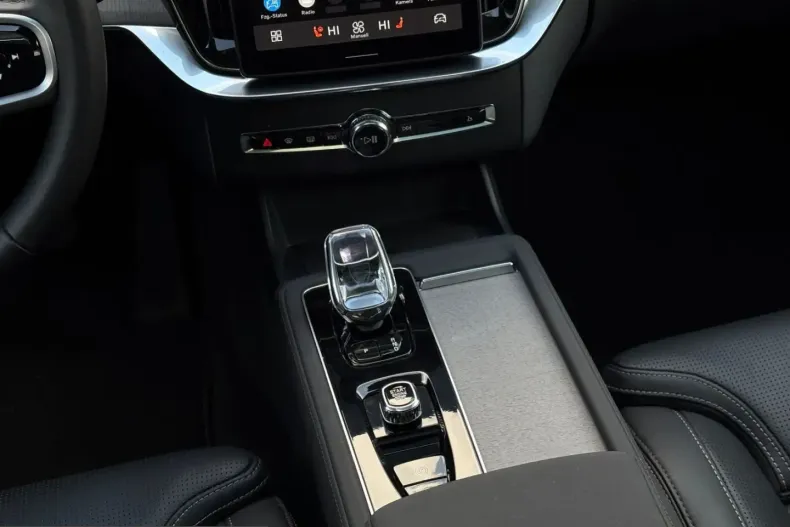 Volvo XC90 din 2025 cu 22.677 km - oferta VOL204960 - foto 19