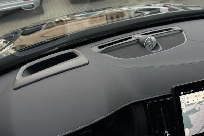 Volvo XC90 din 2025 cu 22.677 km - oferta VOL204960 - foto 21