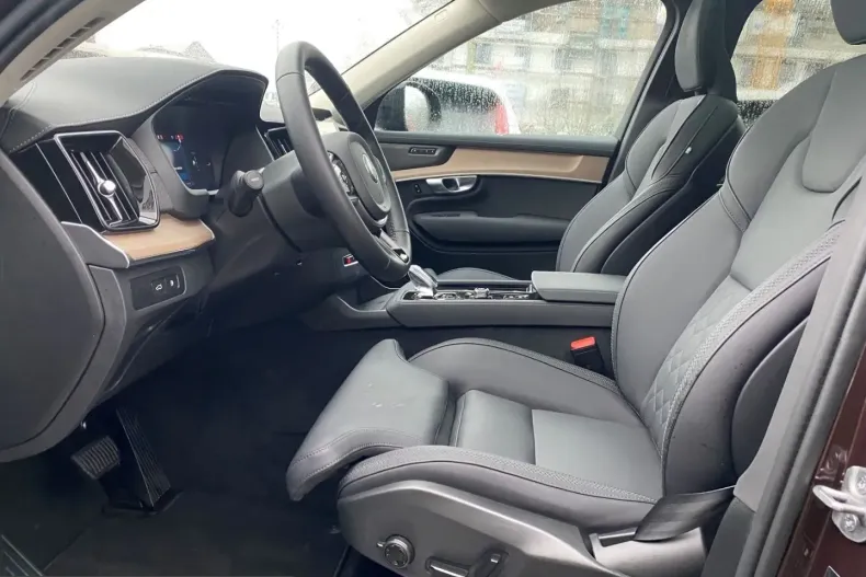 Volvo XC90 din 2025 cu 27.465 km - oferta VOL204961 - foto 9