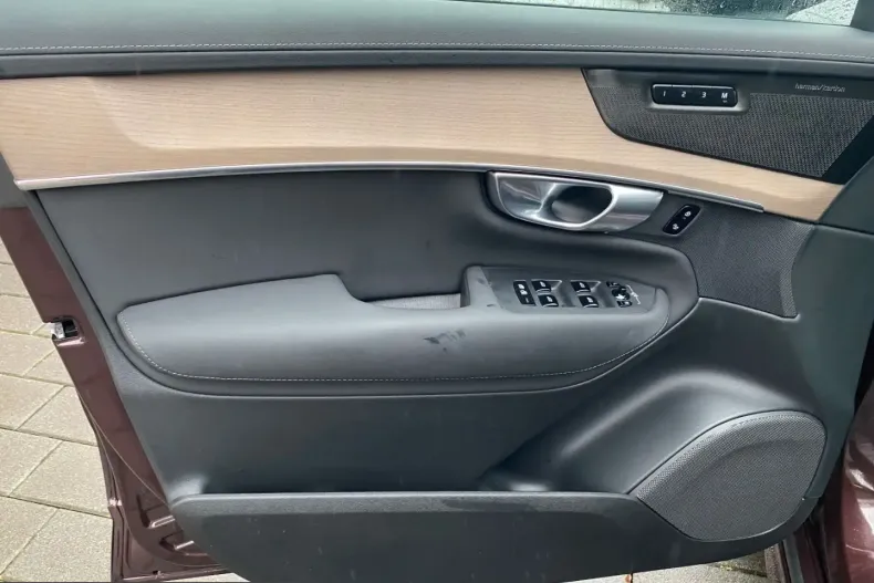 Volvo XC90 din 2025 cu 27.465 km - oferta VOL204961 - foto 15