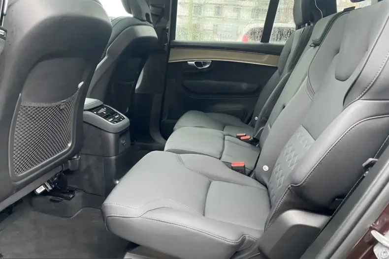 Volvo XC90 din 2025 cu 27.465 km - oferta VOL204961 - foto 19