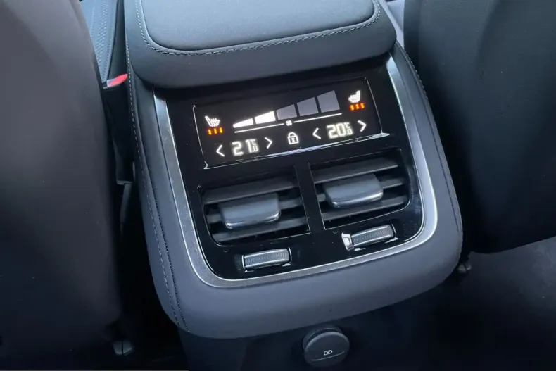 Volvo XC90 din 2025 cu 10.506 km - oferta VOL204963 - foto 15