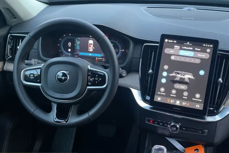 Volvo XC90 din 2025 cu 10.506 km - oferta VOL204963 - foto 17