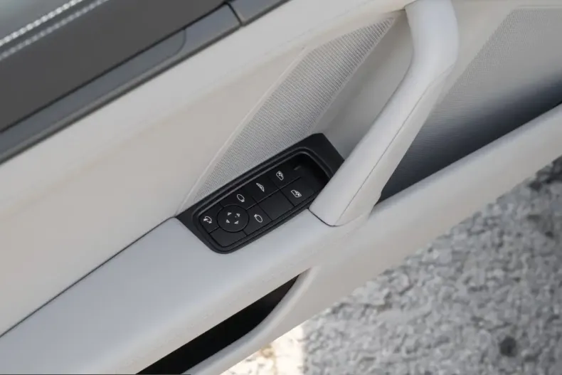 Porsche 992 din 2024 cu 13.300 km - oferta POR204964 - foto 19