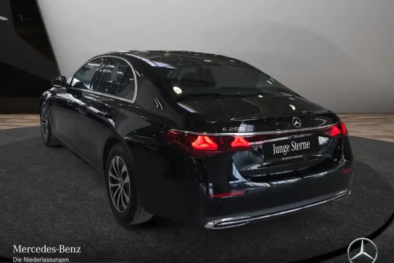 Mercedes-Benz E 200 (Clasa E) din 2025 cu 11.329 km - oferta MER204967 - foto 7