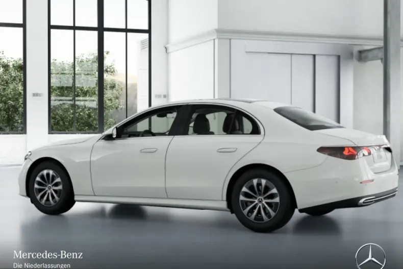 Mercedes-Benz E 200 (Clasa E) din 2025 cu 4.187 km - oferta MER204968 - foto 12