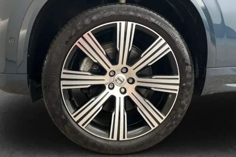 Volvo XC90 din 2023 cu 45.439 km - oferta VOL204978 - foto 6