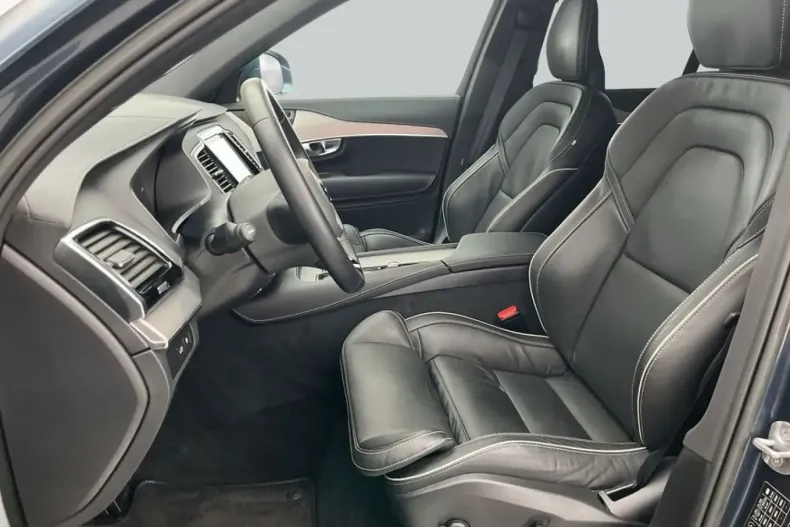 Volvo XC90 din 2023 cu 45.439 km - oferta VOL204978 - foto 10