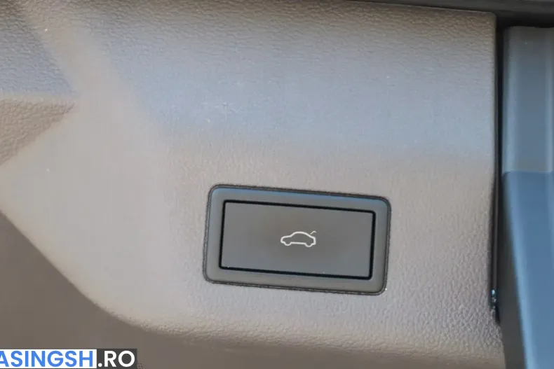 Volkswagen T7 Multivan din 2024 cu 19.800 km - oferta VOL204986 - foto 9