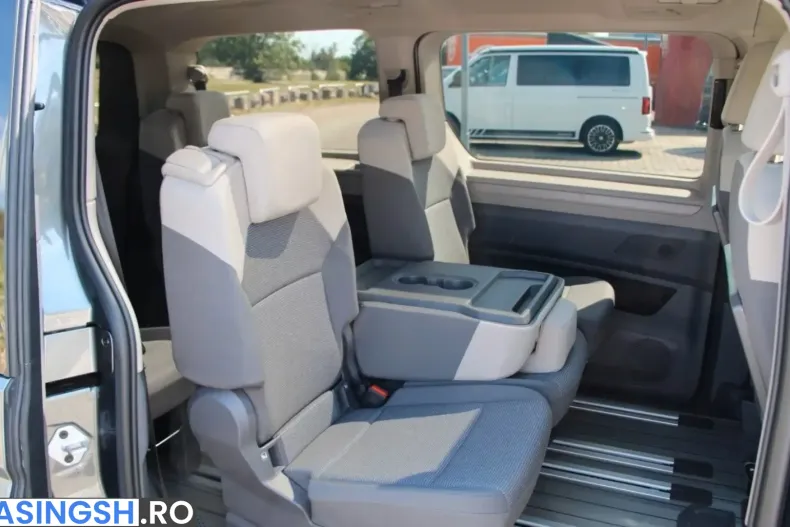 Volkswagen T7 Multivan din 2024 cu 19.800 km - oferta VOL204986 - foto 15