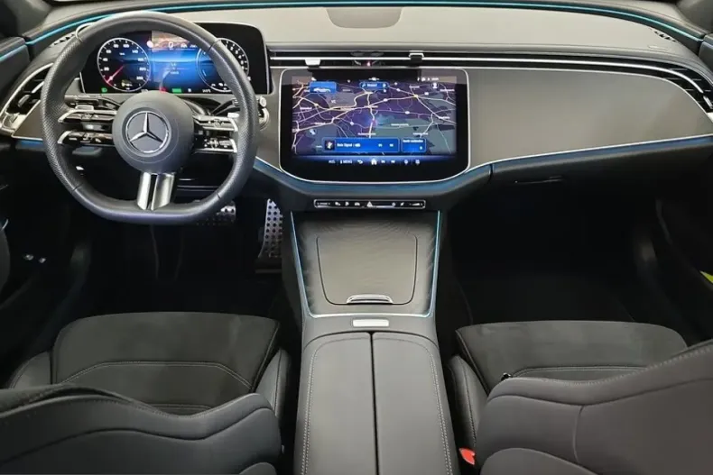 Mercedes-Benz E 300 (Clasa E) din 2024 cu 10.400 km - oferta MER204989 - foto 15