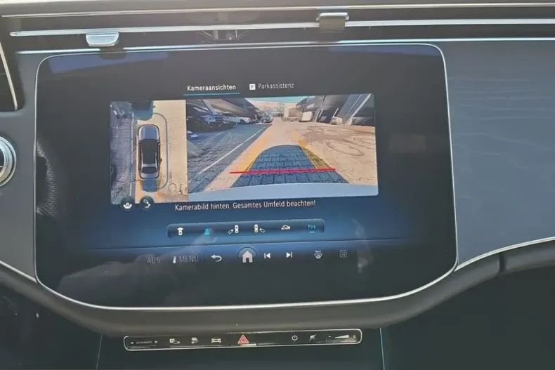 Mercedes-Benz E 300 (Clasa E) din 2024 cu 10.400 km - oferta MER204989 - foto 20