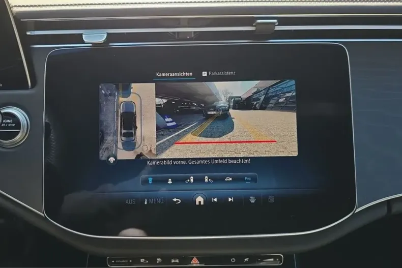 Mercedes-Benz E 300 (Clasa E) din 2024 cu 10.400 km - oferta MER204989 - foto 21