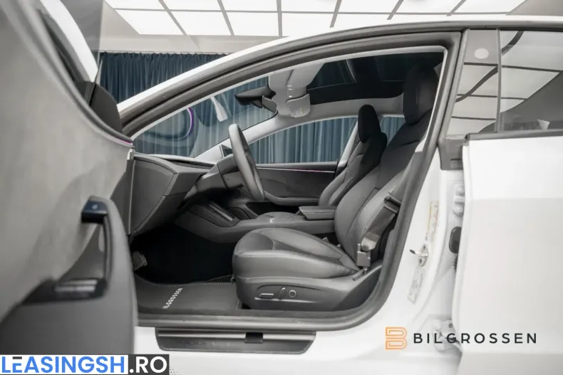 Tesla Model 3 din 2023 cu 30.980 km - oferta TES204991 - foto 16