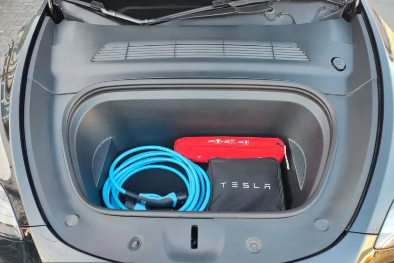 Tesla Model Y din 2023 cu 33.900 km - oferta TES204993 - foto 10