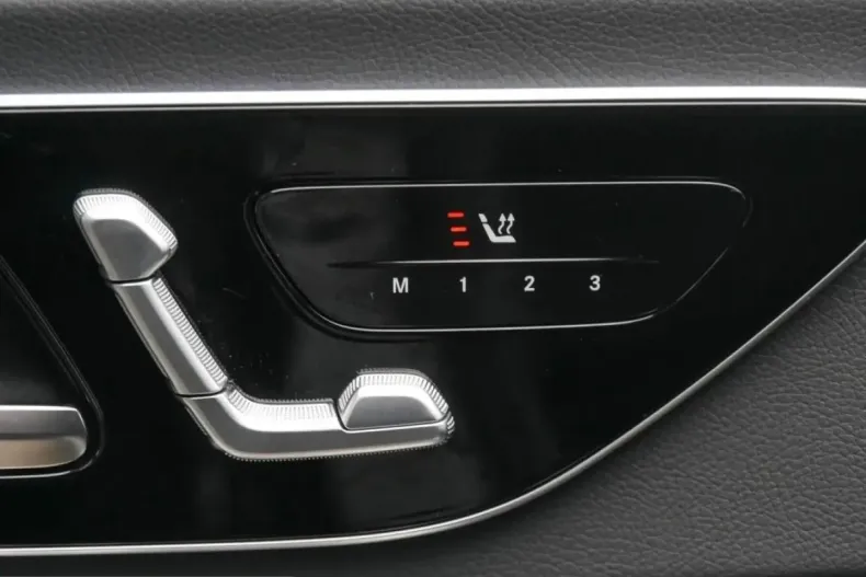 Mercedes-Benz CLE 300 (Clasa CLE) din 2024 cu 20.394 km - oferta MER204994 - foto 16