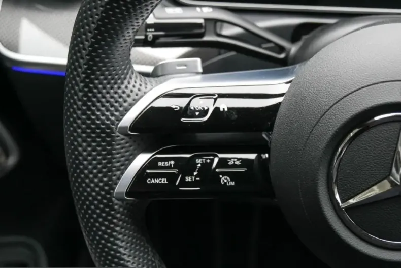 Mercedes-Benz CLE 300 (Clasa CLE) din 2024 cu 20.394 km - oferta MER204994 - foto 19