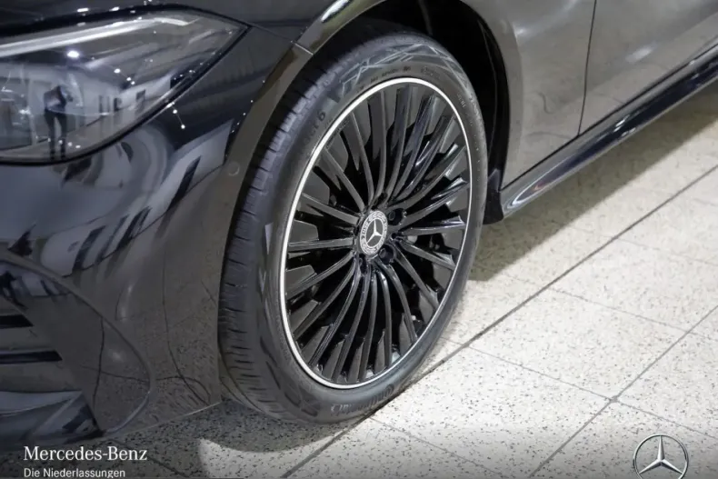 Mercedes-Benz CLE 300 (Clasa CLE) din 2025 cu 19.233 km - oferta MER204995 - foto 3