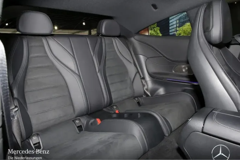 Mercedes-Benz CLE 300 (Clasa CLE) din 2025 cu 19.233 km - oferta MER204995 - foto 9