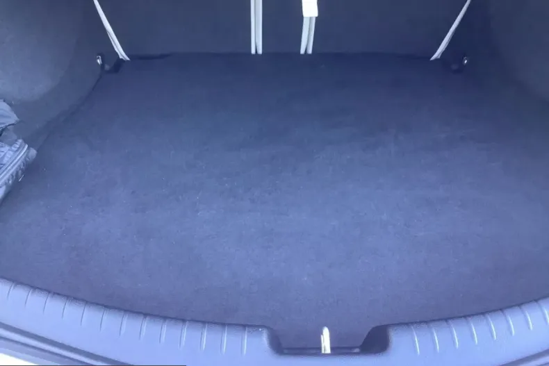 Mercedes-Benz CLE 300 (Clasa CLE) din 2024 cu 21.678 km - oferta MER204998 - foto 9