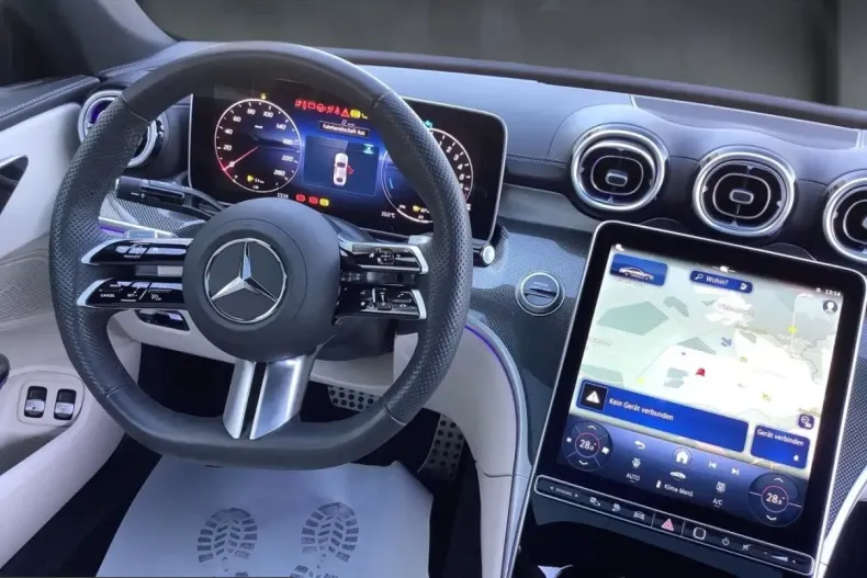 Mercedes-Benz CLE 300 (Clasa CLE) din 2024 cu 21.678 km - oferta MER204998 - foto 14