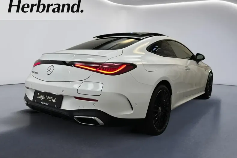 Mercedes-Benz CLE 300 (Clasa CLE) din 2024 cu 34.962 km - oferta MER205000 - foto 3