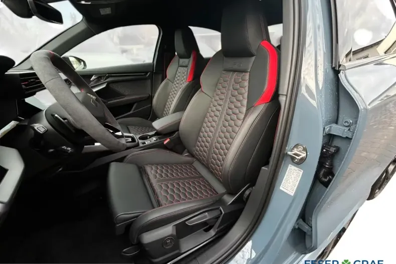 Audi RS3 din 2025 cu 4.450 km - oferta AUD205001 - foto 9