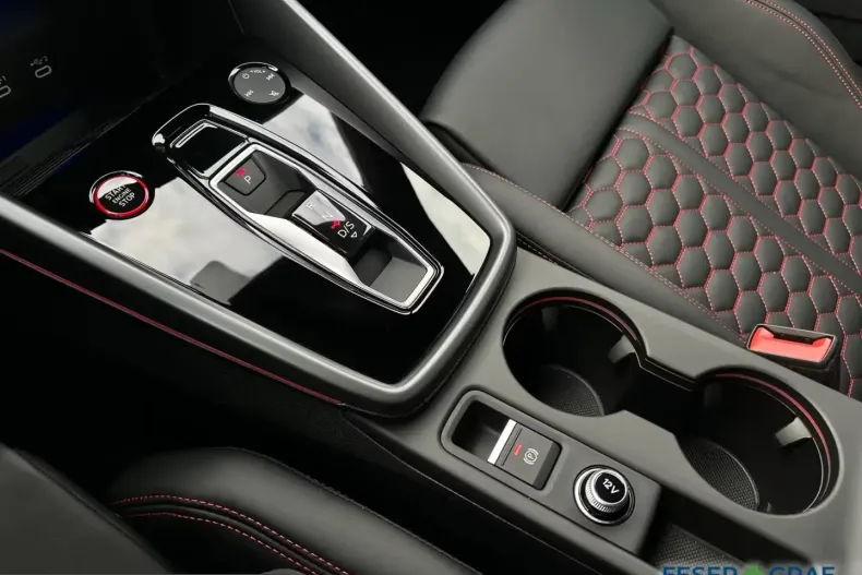 Audi RS3 din 2025 cu 4.450 km - oferta AUD205001 - foto 12