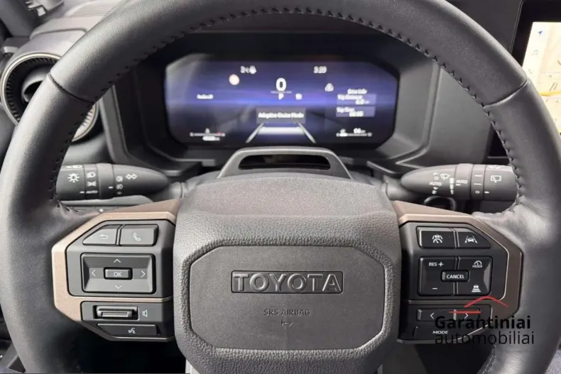 Toyota Land Cruiser din 2024 cu 45.500 km - oferta TOY205010 - foto 8