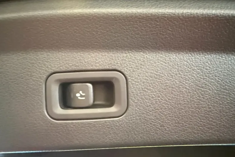 Mercedes-Benz GLE 450 (Clasa GLE) din 2025 cu 35.500 km - oferta MER205011 - foto 33