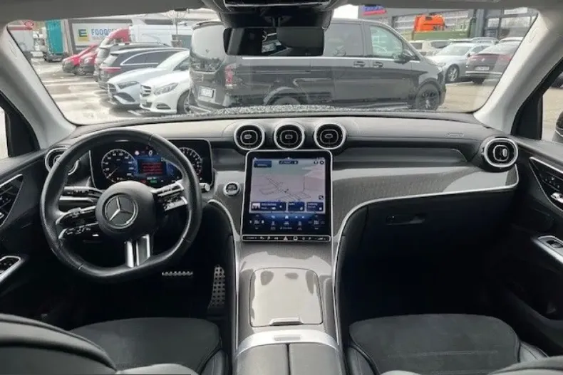 Mercedes-Benz GLC 300 (Clasa GLC) din 2023 cu 47.200 km - oferta MER205012 - foto 12