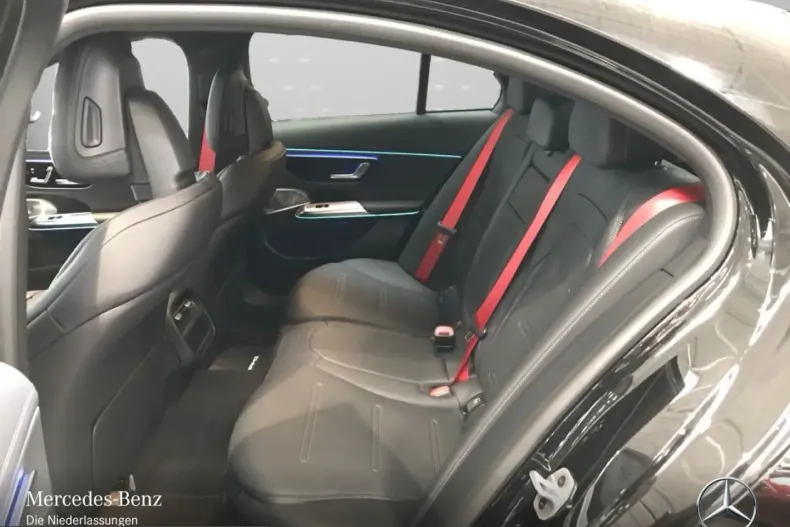 Mercedes-Benz E 53 AMG (Clasa E) din 2025 cu 8.486 km - oferta MER205016 - foto 9