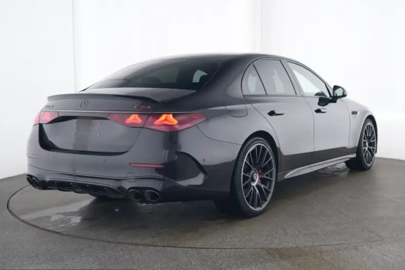 Mercedes-Benz E 53 AMG (Clasa E) din 2025 cu 29.972 km - oferta MER205017 - foto 2