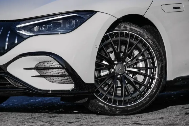 Mercedes-Benz E 53 AMG (Clasa E) din 2023 cu 64.262 km - oferta MER205018 - foto 5