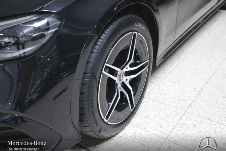 Mercedes-Benz E 300 (Clasa E) din 2025 cu 17.566 km - oferta MER205025 - foto 3