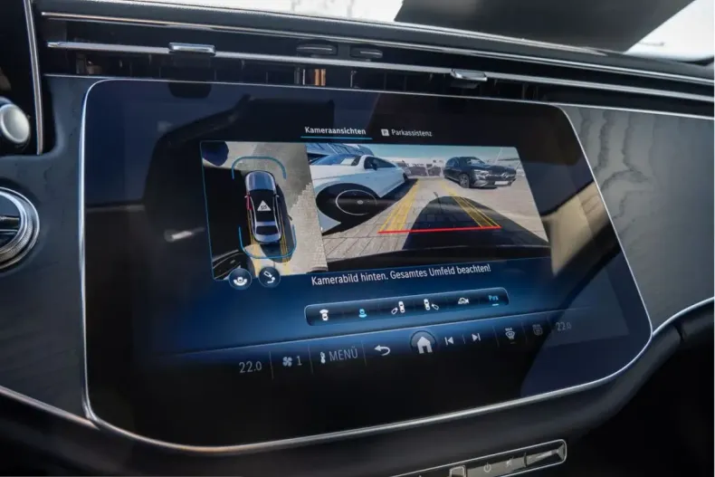 Mercedes-Benz E 300 (Clasa E) din 2025 cu 7.335 km - oferta MER205026 - foto 9