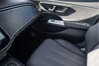 Mercedes-Benz E 300 (Clasa E) din 2025 cu 7.335 km - oferta MER205026 - foto 10