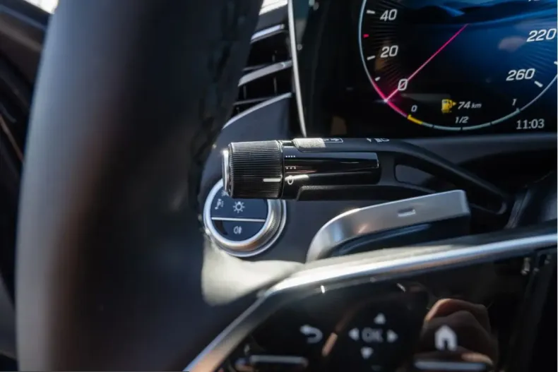 Mercedes-Benz E 300 (Clasa E) din 2025 cu 7.335 km - oferta MER205026 - foto 14