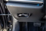 Mercedes-Benz E 300 (Clasa E) din 2025 cu 7.335 km - oferta MER205026 - foto 16