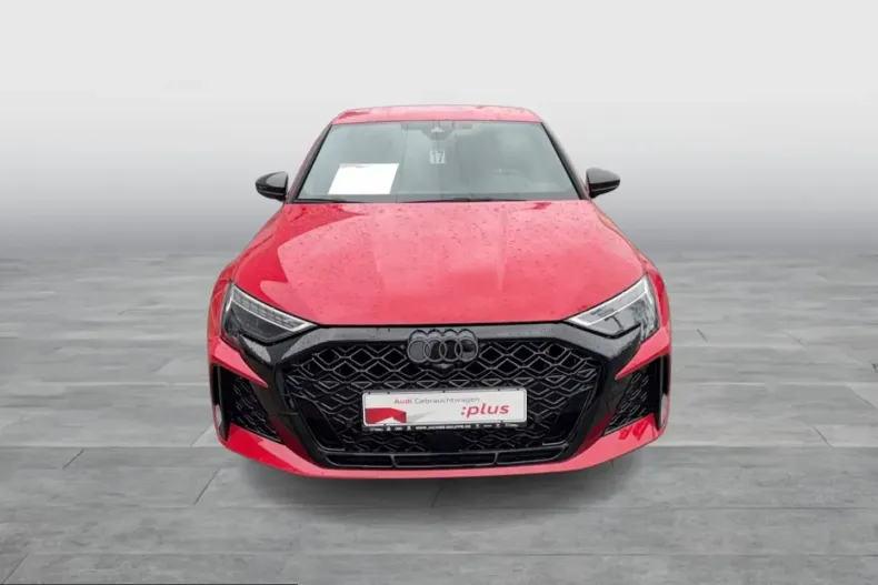 Audi RS3 din 2024 cu 2.450 km - oferta AUD205035 - foto 2