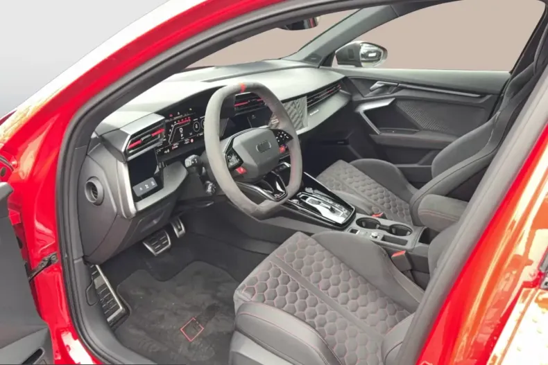 Audi RS3 din 2024 cu 2.450 km - oferta AUD205035 - foto 12