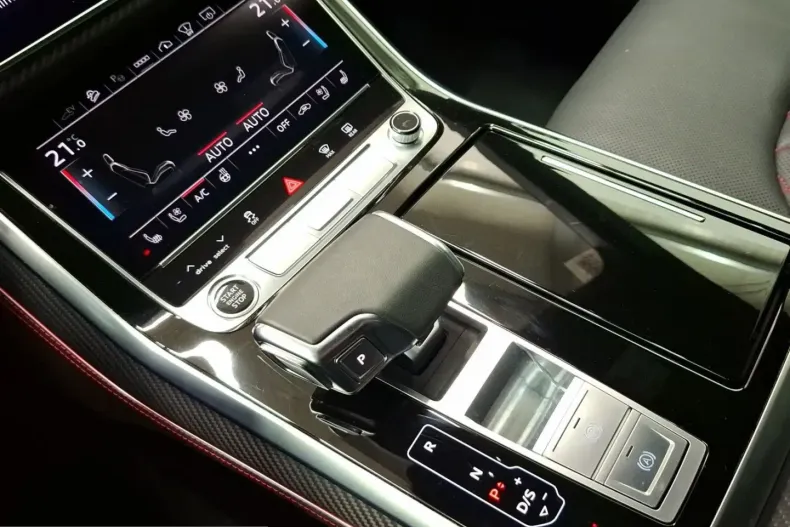 Audi Q8 din 2024 cu 40.743 km - oferta AUD205039 - foto 11