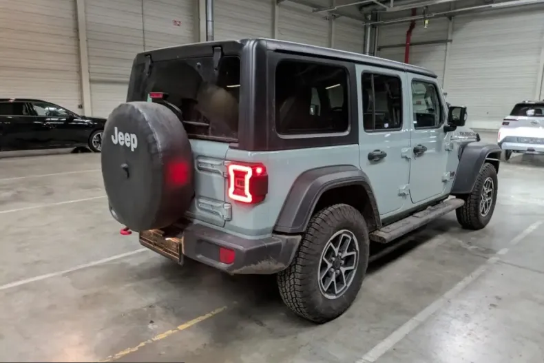 Jeep Wrangler din 2024 cu 6.555 km - oferta JEE205040 - foto 3