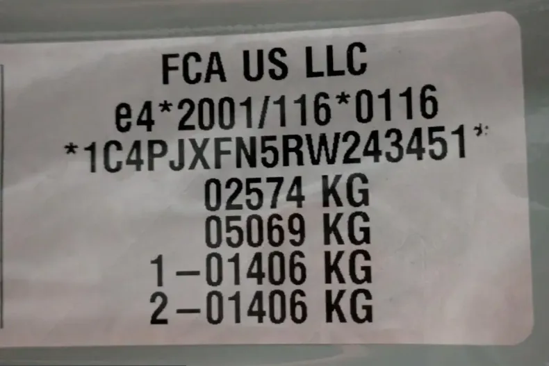 Jeep Wrangler din 2024 cu 6.555 km - oferta JEE205040 - foto 5