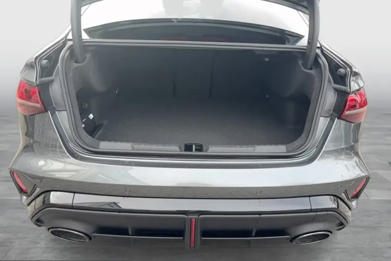 Audi RS3 din 2025 cu 3.963 km - oferta AUD205042 - foto 8