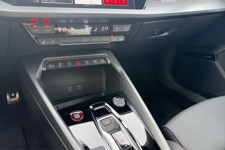 Audi RS3 din 2025 cu 3.963 km - oferta AUD205042 - foto 12