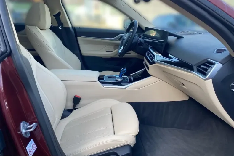 BMW i4 (Seria 4) din 2023 cu 27.200 km - oferta BMW205046 - foto 4